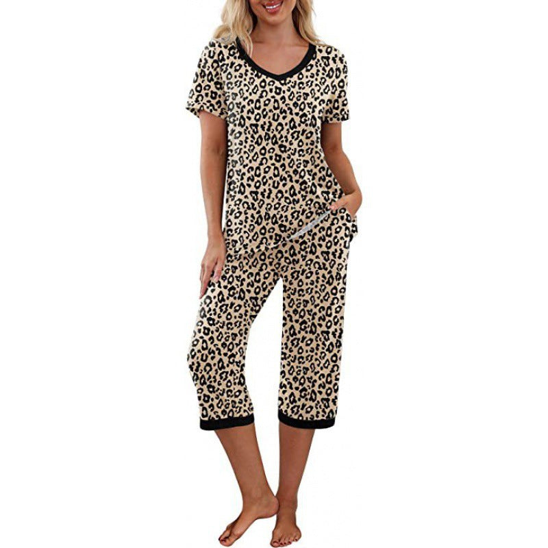 Women's Pajama Set Short Sleeve Shirt and Capri Pants Sleepwear Pjs Sets with Pockets
